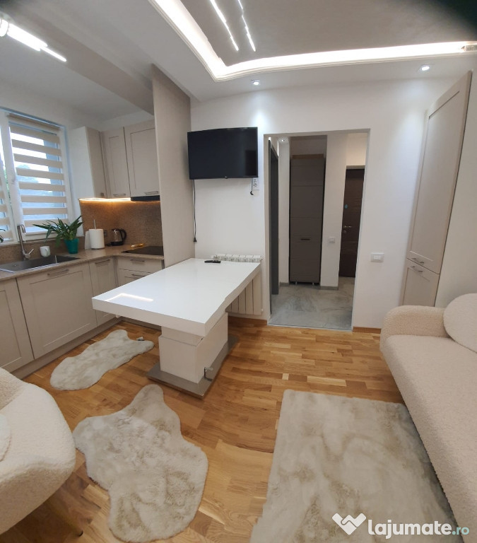 Vand apartament 2 camere