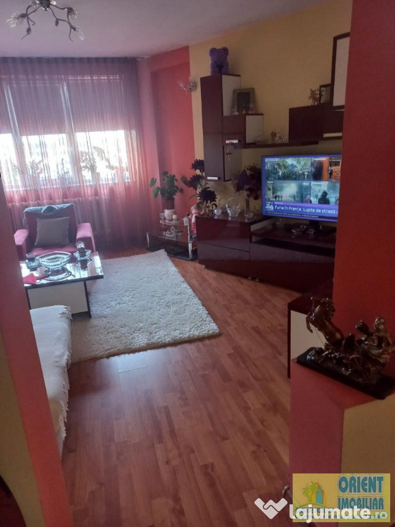 City Park Mall, apartament 3 camere, 72mp, gaze, mobilat