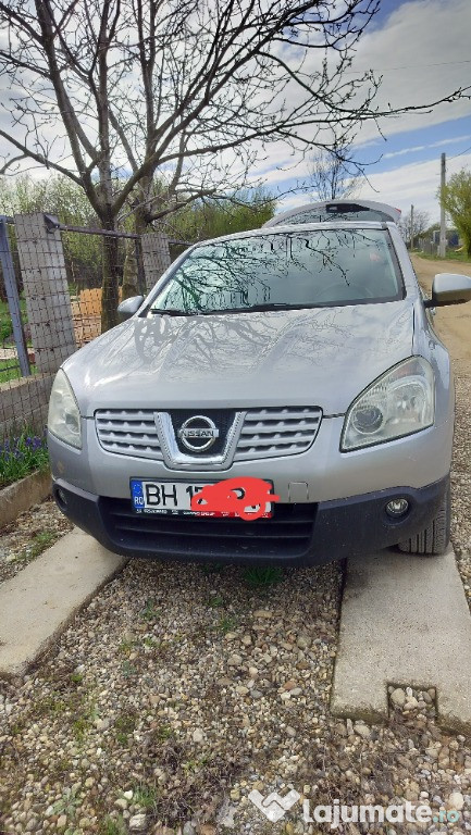 Vand Nissan Qashqai 4*4