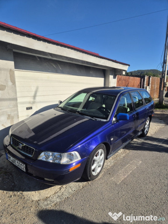 VOLVO V40 2004 diesel