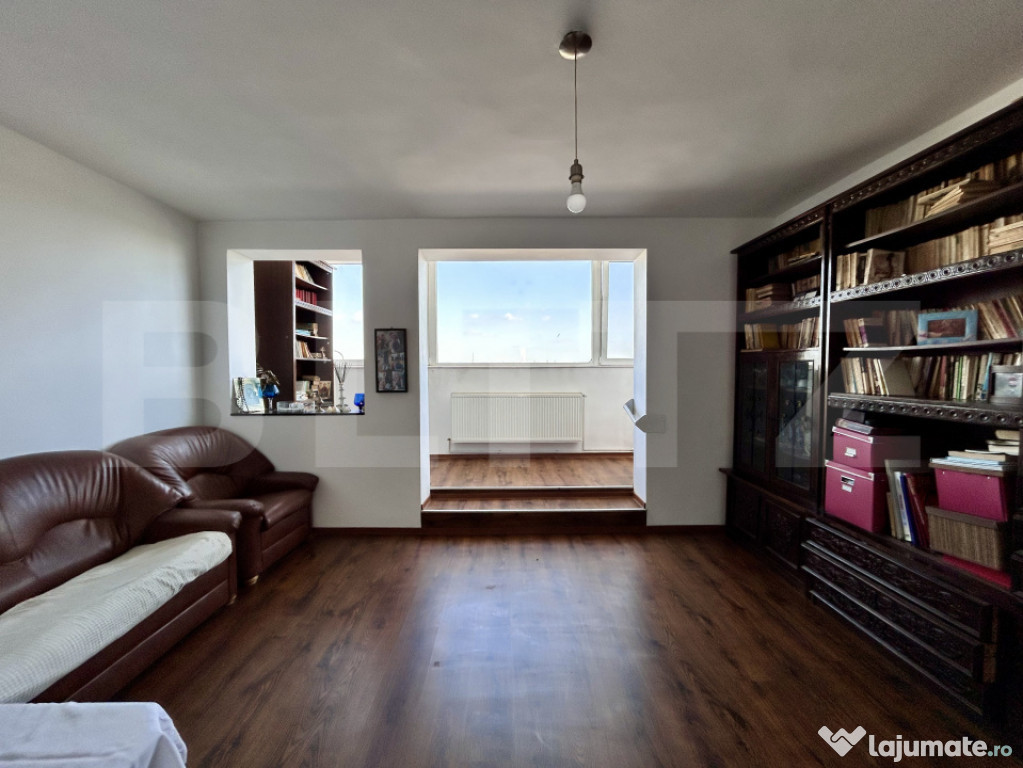Apartament 3 camere + Terasa Panoramica, decomandat