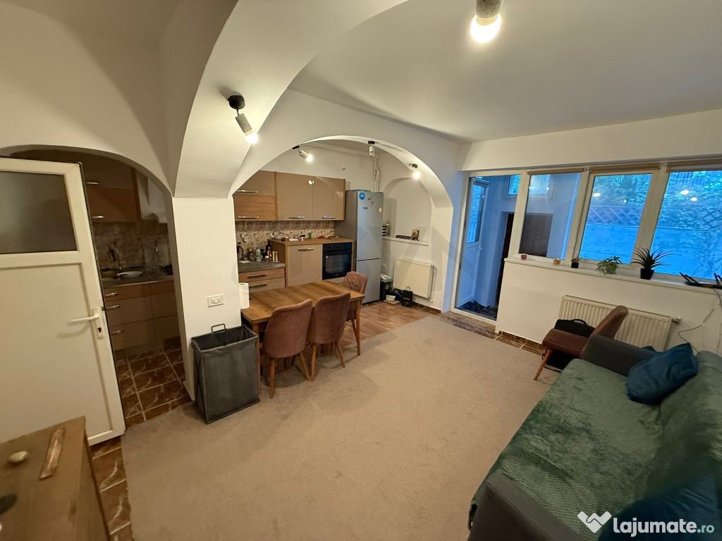Apartament 4 Camere I De I In Vila I Rosetti