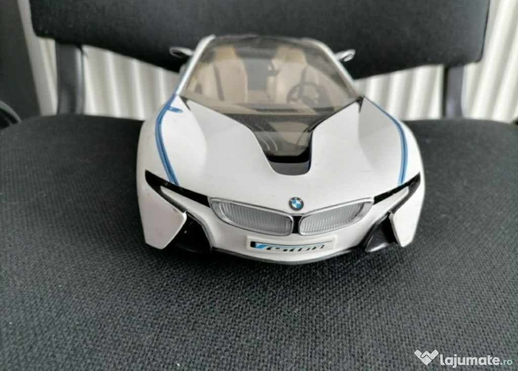 Masinuta original BMW cu telecomanda - i8