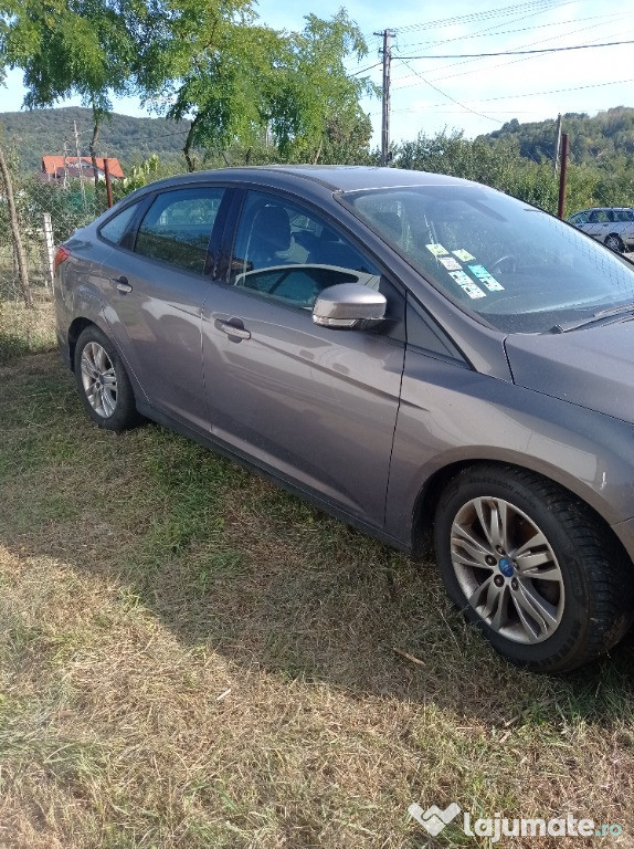 Vând Ford focus Ecobuster