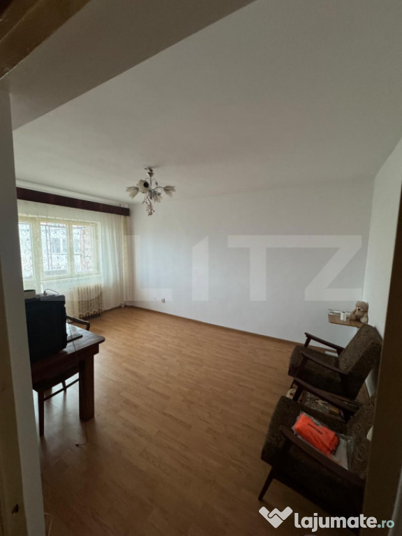 Apartament 3 camere decomandat - Deva, Decebal