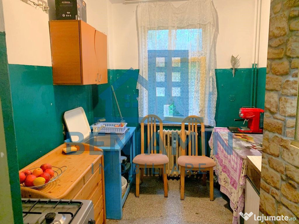 Apartament 2 camere Brazda lui Novac etaj 3 teava de gaze...