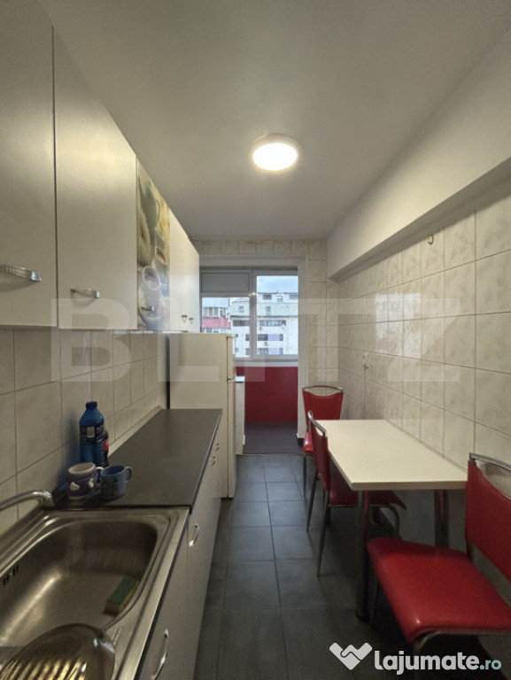 Apartament cu 2 camere de vanzare - Bloc PERLA, Șoseaua Șt