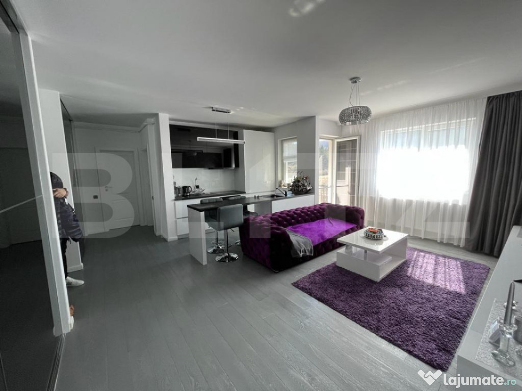 Apartament de lux, 3 camere, 68 mp, parcare, zona Vivo