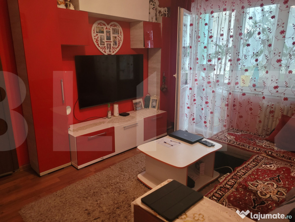 Apartament 3 camere, 70 mp, zona Aurel Vlaicu