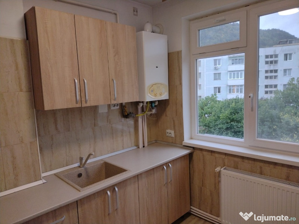 Apartament 2 cam.SD, CENTRU, et 3