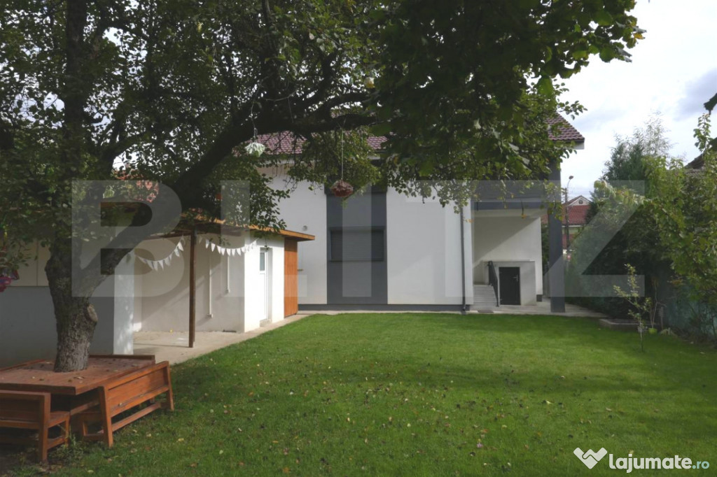 Casă modernă în zona Lipovei | 522 mp teren | 220 mp util