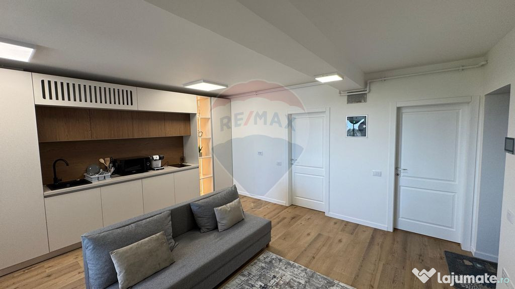 Apartament cu 2 camere de închiriat de lux bulevardul Un...