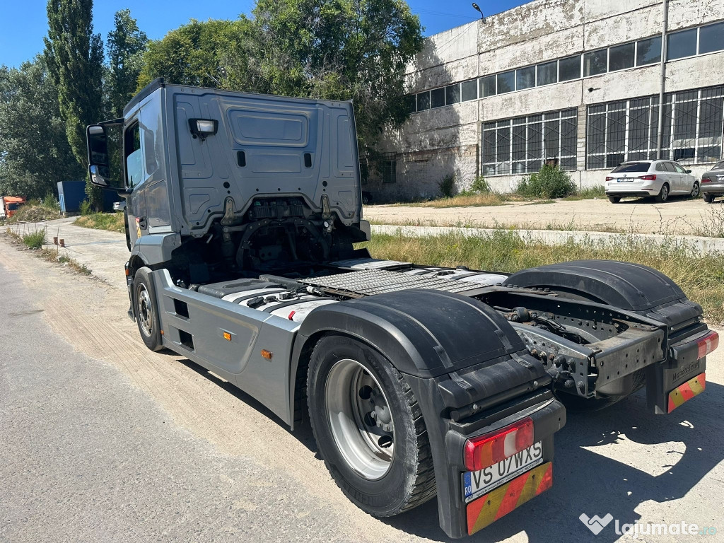 Mercedes Benz Actros 1843