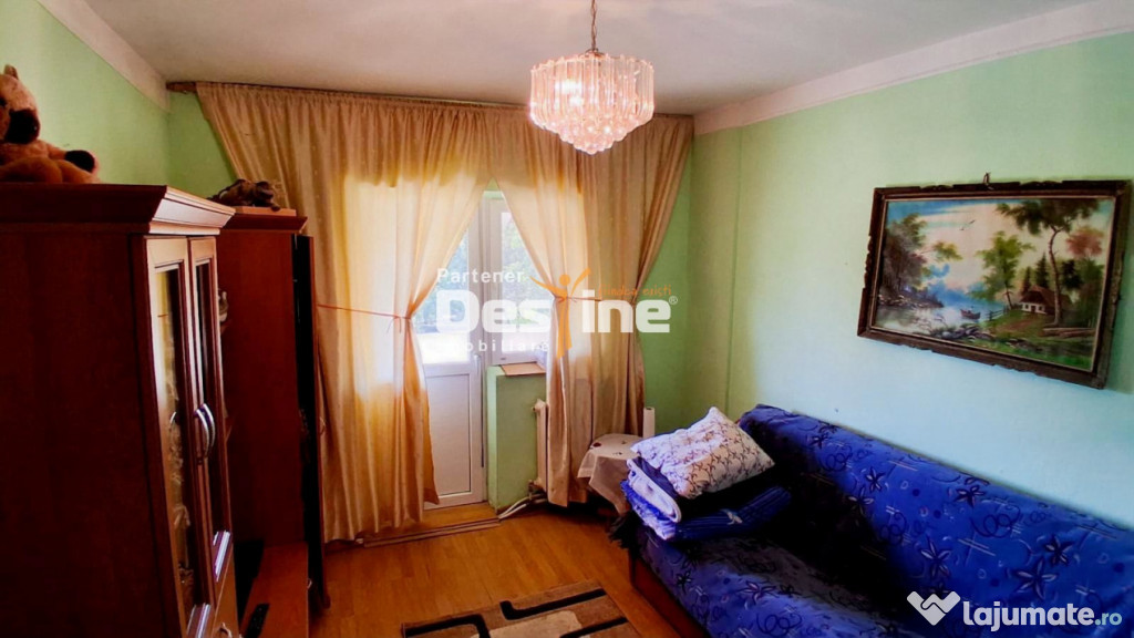 Oportunitate! Apartament 3 camere decomandat - etaj2 70.74mp