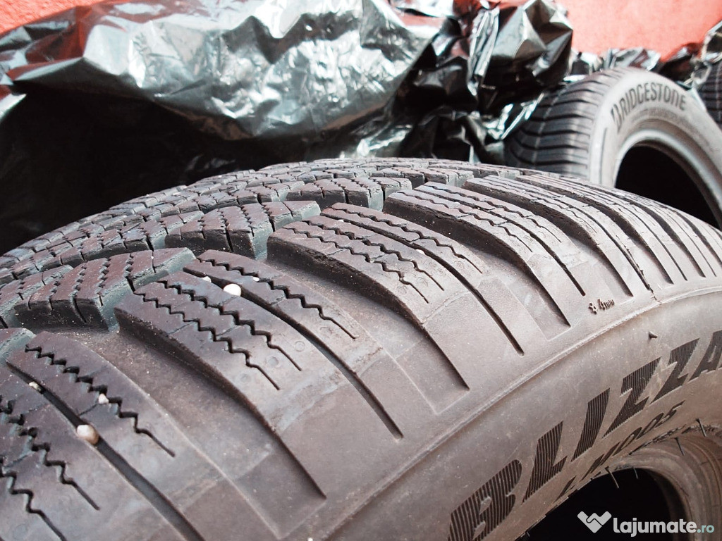 Anvelope iarna Bridgestone Blizzak LM005 215/60 R17