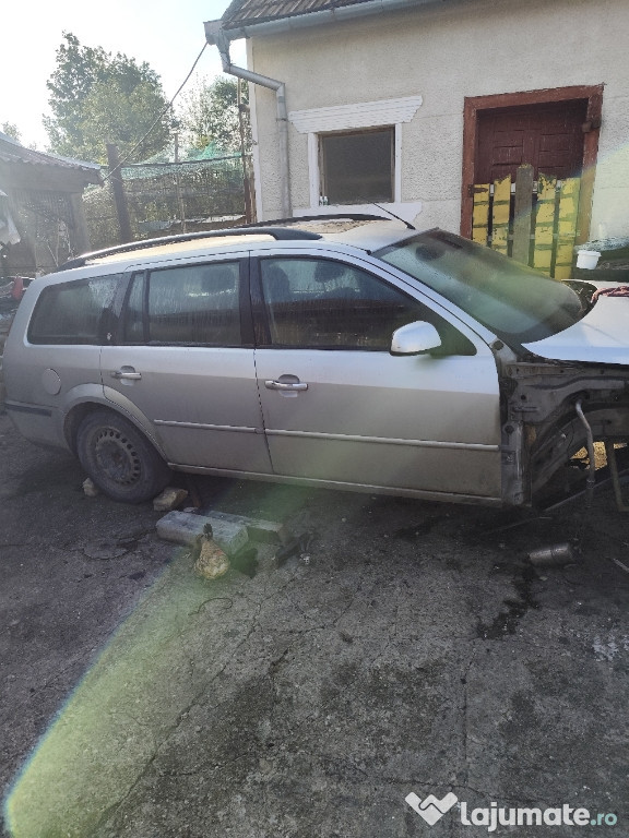 Dezmembrez Ford Mondeo mk3 2.0 tdci break din 2004. Citiți