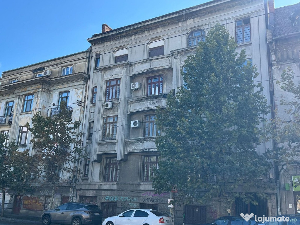 Apartament in Vila interbelica ideal investitie