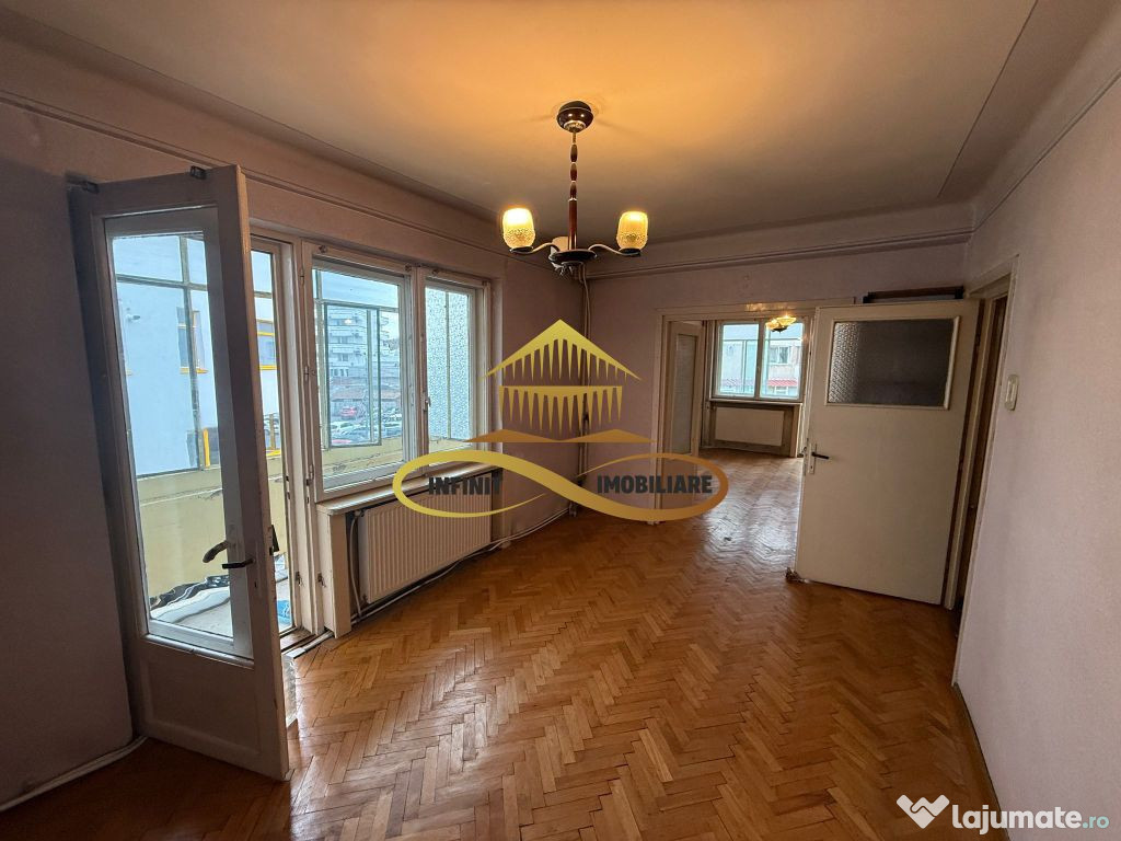 Apartament 2 camere central de vanzare Bacau
