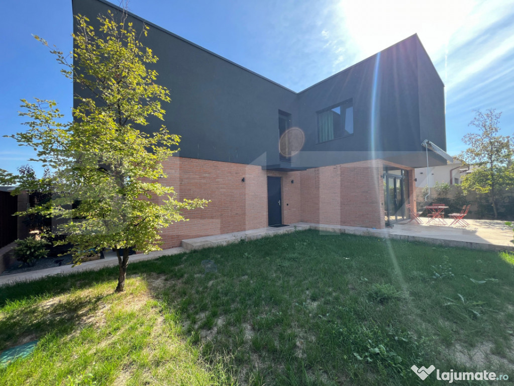 Casa 5 camere , 145 mp utili, curte proprie 300 mp