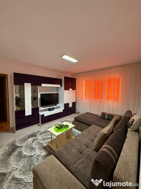 Apartament 3 camere , complet mobilat si utilat