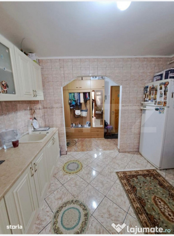 Apartament 2 camere, 52 mp, decomandat, zona Zamca