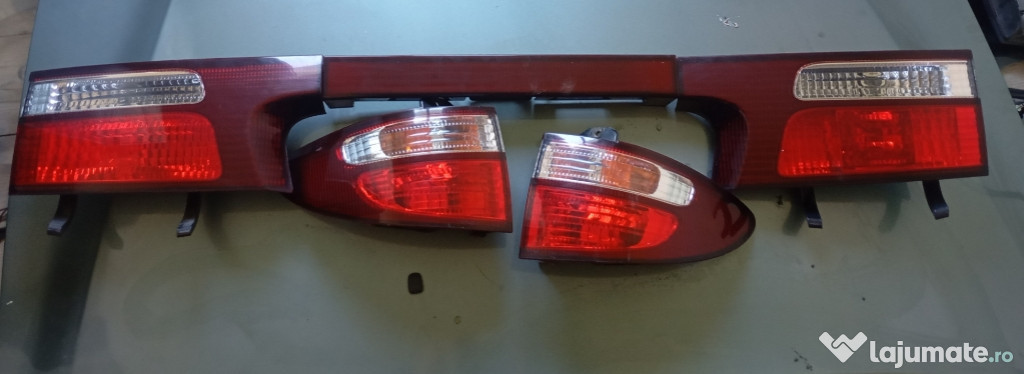 Toyota Previa 2003 set stopuri spate