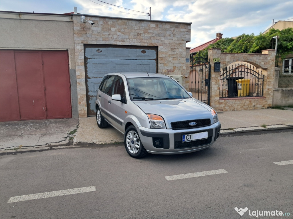 Ford Fusion 2009 •• 88 .000 KM • • Unic Proprietar • Full•