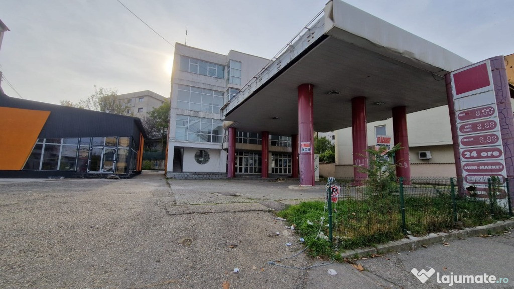 Mobil central Pitesti, pretabil diverse activitati