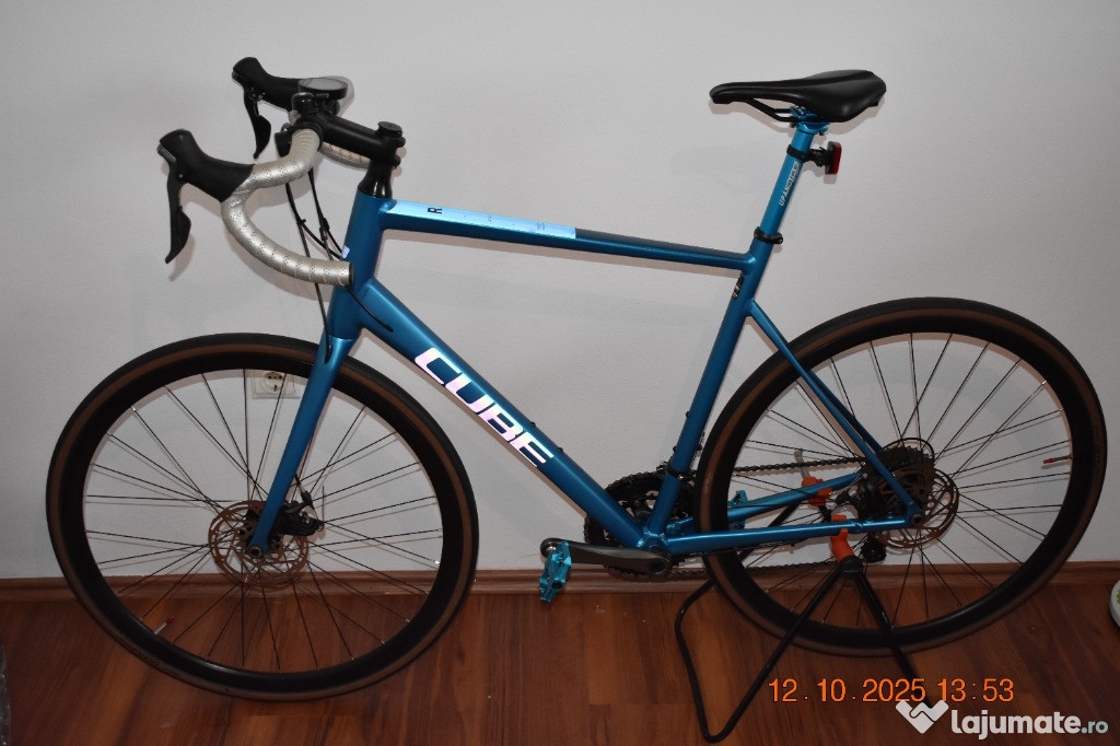 Vand bicicleta sosea Cube