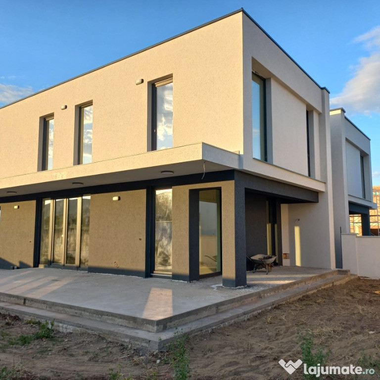 Casa moderna tip vilă în Alba Iulia – zona Schit/Mamut str Sliven