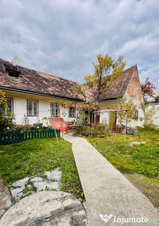 Casa 3 camere 86mp - langa piata Cibin
