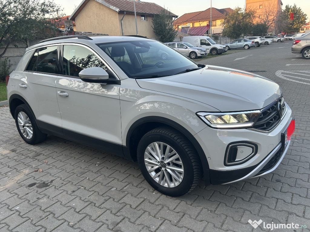 Volkswagen T-roc 1,0 110 cp 2023 Benzina