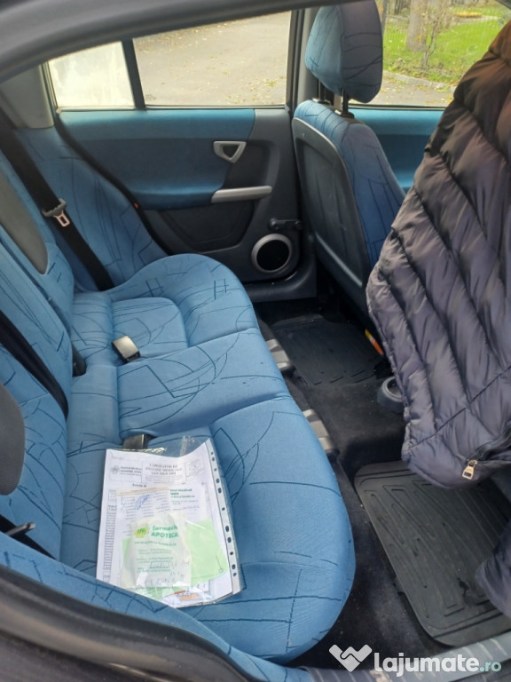 Autoturism Smart forfour