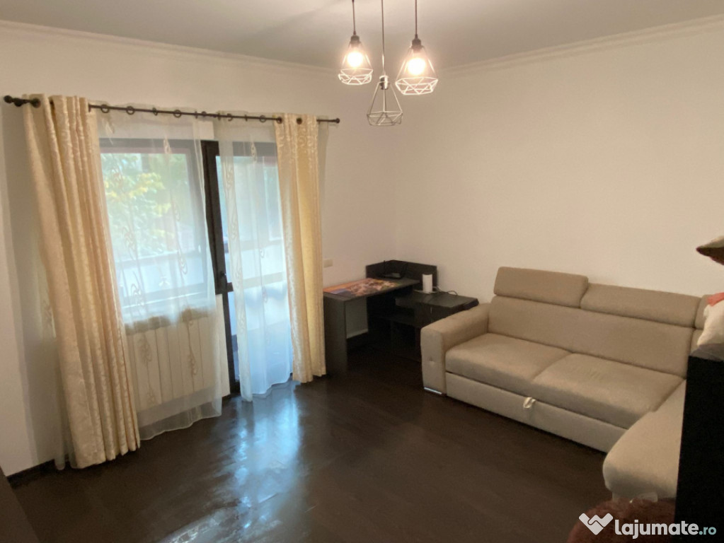 Inchiriere Apartament 3 Camere Decomandat, et.1, cu loc de p