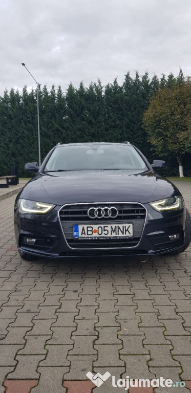 Audi A4 Ambient 2013