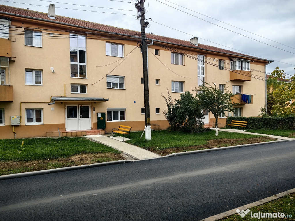 Vand apartament 2 camer