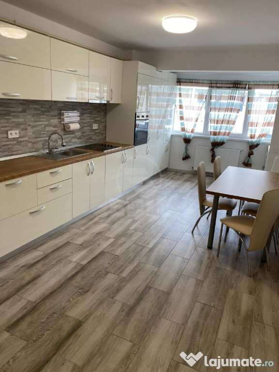 Apartament 2 camere,zona Florilor