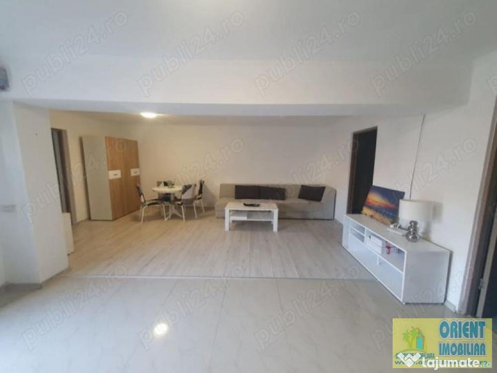 Faleza Nord, Stadion, casa de vanzare