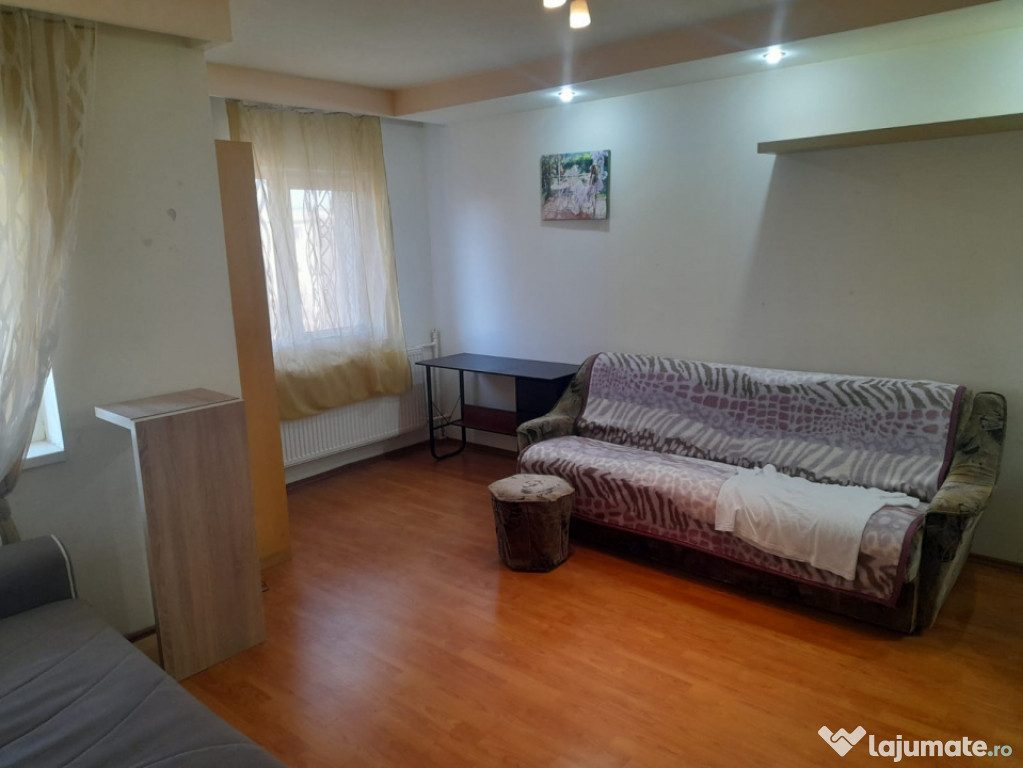 Apartament 2 camere decomandat, spatios, metrou Lujerului