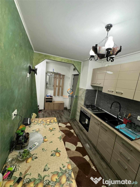 Decomandat 2 camere etaj 4 zona Freidorf