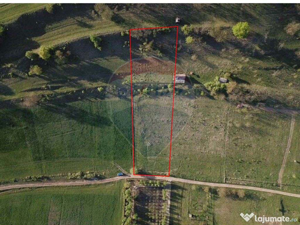 Teren intravilan 2000mp, lângă barajul Ighis