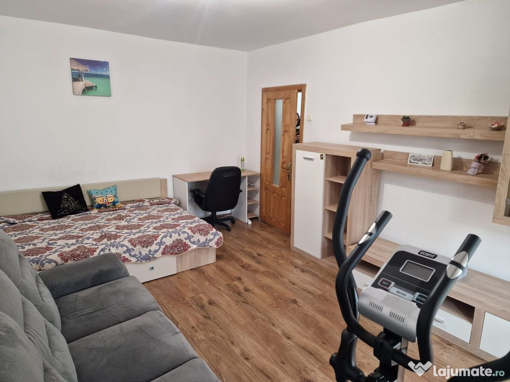 Apartament 2 camere, strada Orizontului