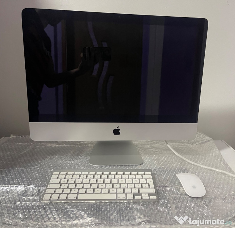 Vând iMac 21,5 inch