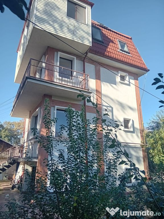 De vânzare – Casă D+P+2E+M în zona ultracentrală id...