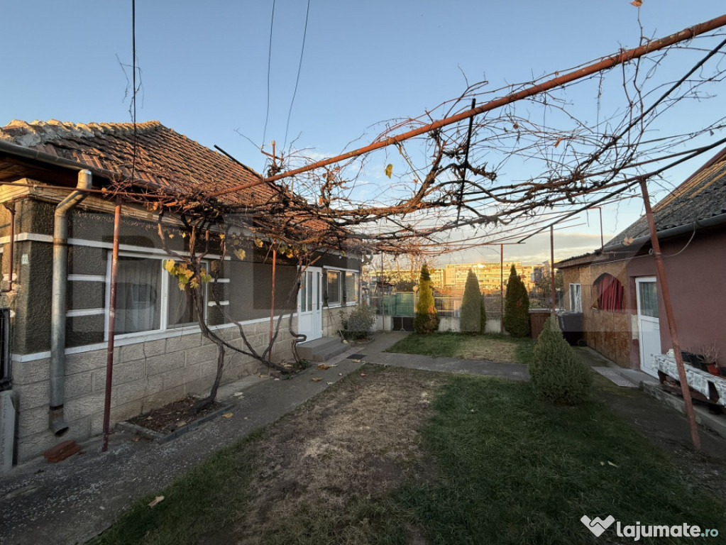 Teren 850 mp în Sânnicoara + casă veche demolabilă – l