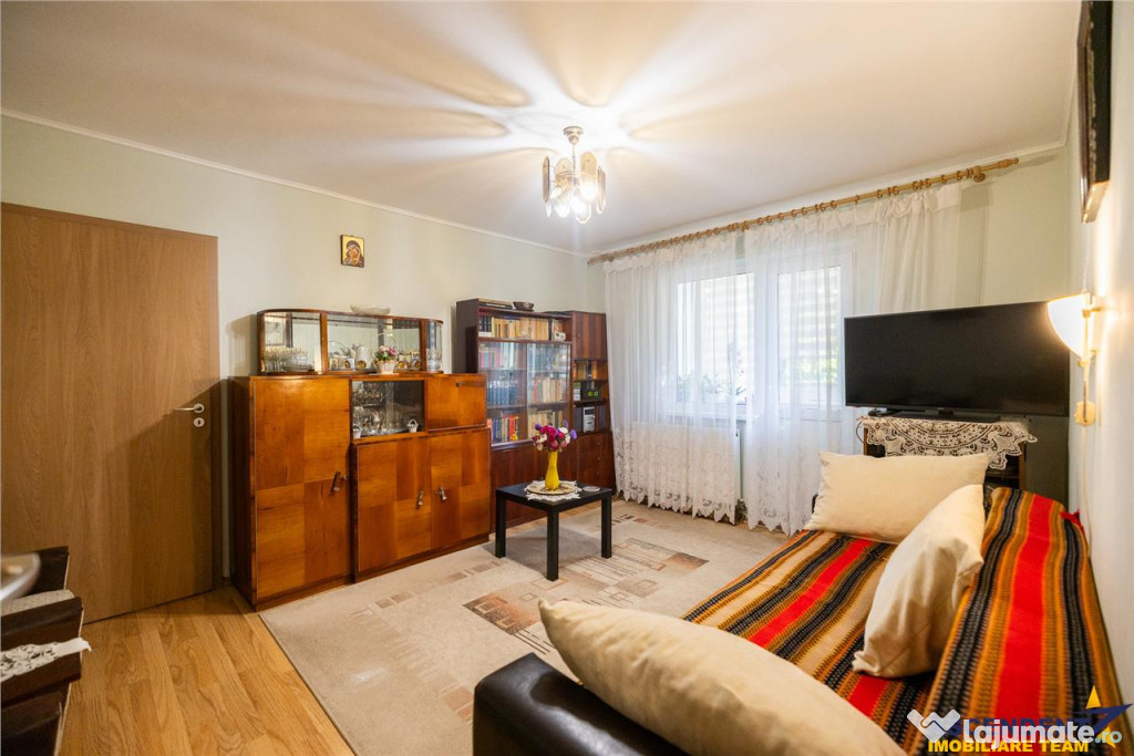 TUR 3D! Apartament la parter, Centru Civic, Strada Harmanulu