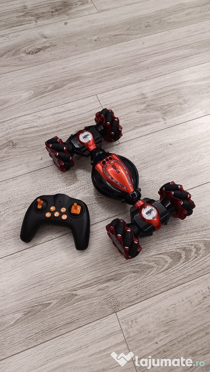 Mașina cu telecomanda.