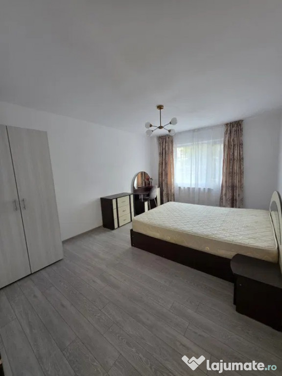 Apartament 3 camere D, in Independentei,