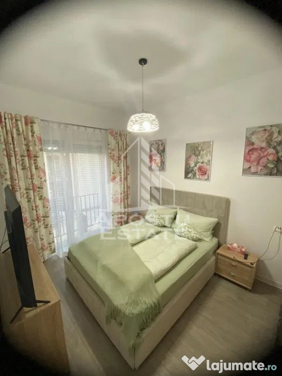Apartament cu 2 camere, decomandat, loc de parcare inclus...