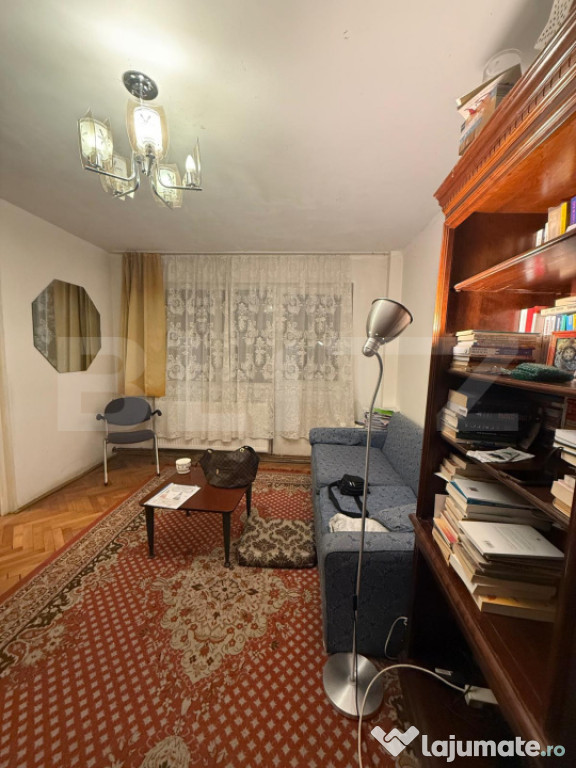 Apartament 2 camere, 39 mp, zona Vest